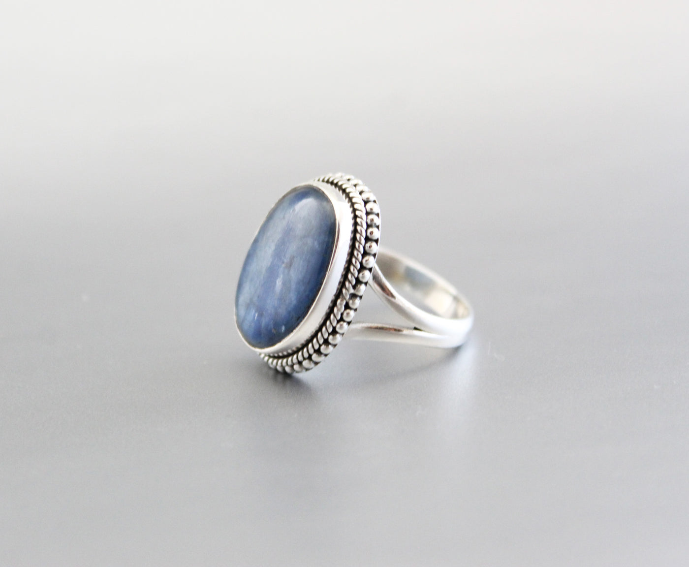 Kyanite Ring, Blue Kyanite Ring, Natural Kyanite Ring, Gemstone Ring, 925 Sterling Silver Handmade Ring, Gemstone Ring, Kyanite Jewelry,