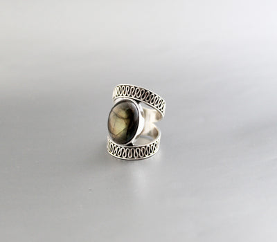 Labradorite Ring, Sterling Silver 925, Gypsy Ring, Rainbow Labradorite Ring, Gemstone Ring, Silver Ring, Statement, Organic, Boho