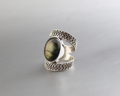 Labradorite Ring, Sterling Silver 925, Gypsy Ring, Rainbow Labradorite Ring, Gemstone Ring, Silver Ring, Statement, Organic, Boho