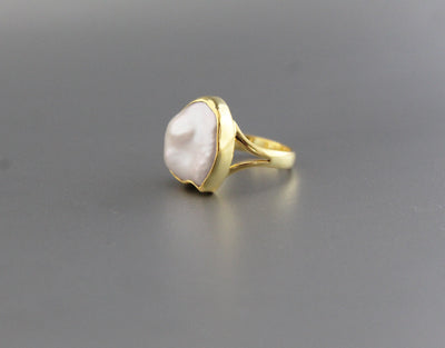 Natural Pearl Ring, White stone Ring, Pebble Pearl Ring, 14K Gold Filled Ring, Irregular Shape Pearl Ring, Large Pearl Ring,Anniversary Gift