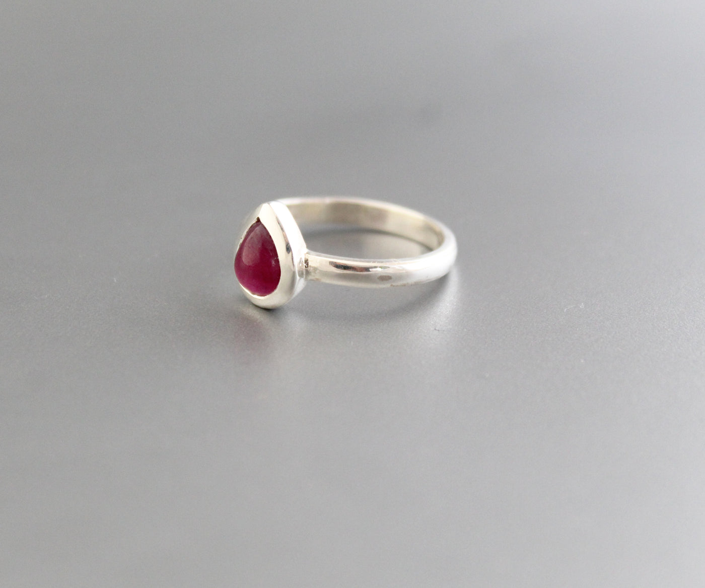 Pear Ruby Ring, Unique Engagement Ring, Solitaire Ring, Teardrop Ring, Natural Ruby, Beautiful Ring, Engagement Ring, Wedding Gifts, Organic