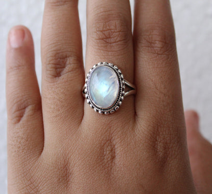 Rainbow Moonstone Ring, Blue Flash Moonstone, June Birthstone, Gemini rings, White Stone Ring, Oval Stone Rings, Rings for Women