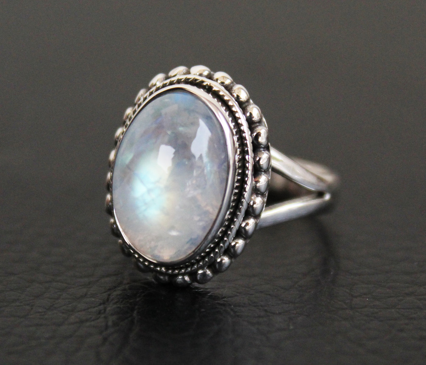 Rainbow Moonstone Ring, Blue Flash Moonstone, June Birthstone, Gemini rings, White Stone Ring, Oval Stone Rings, Rings for Women