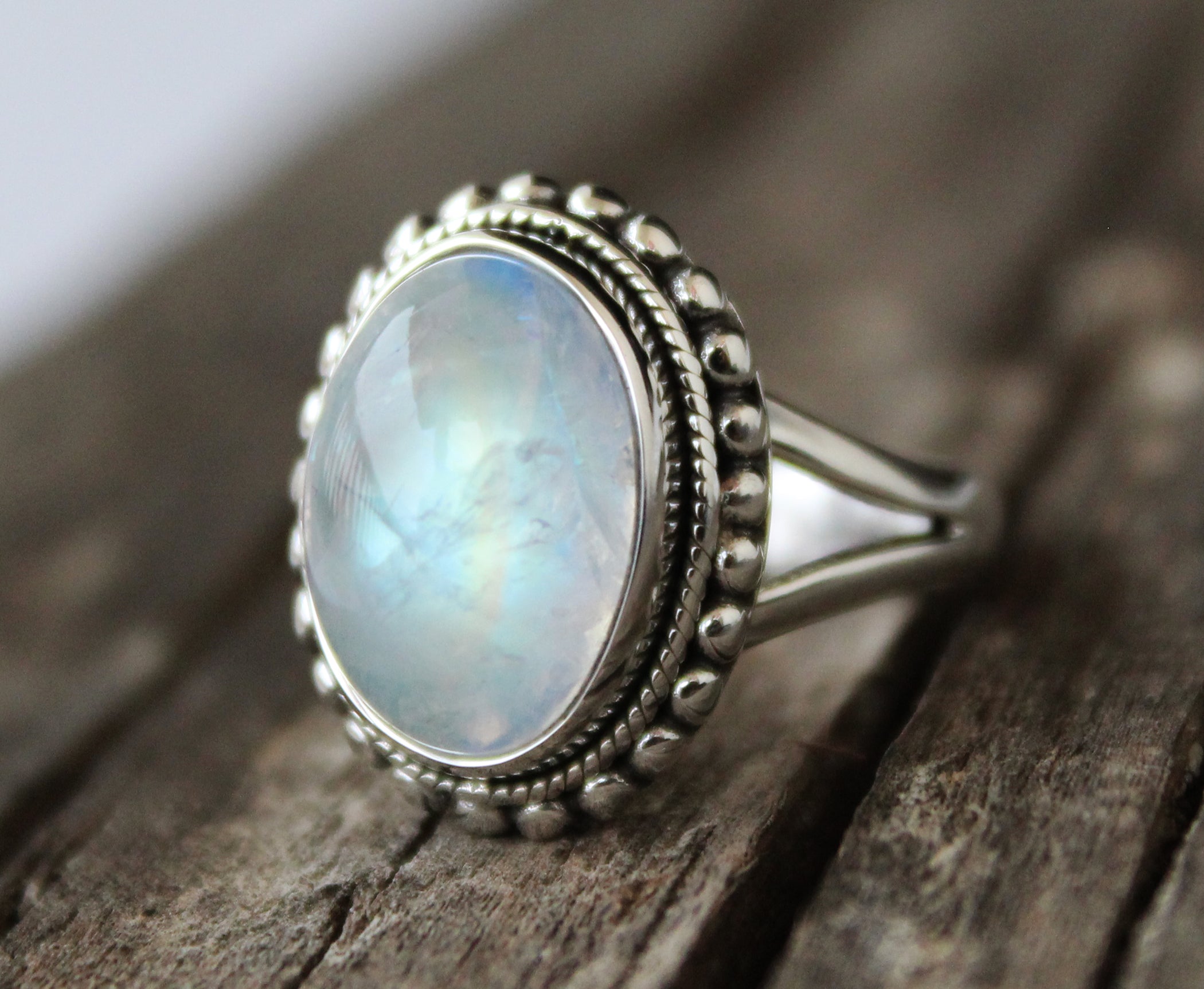 Rainbow Moonstone Ring, Blue Flash Moonstone, June Birthstone, Gemini rings, White Stone Ring, Oval Stone Rings, Rings for Women