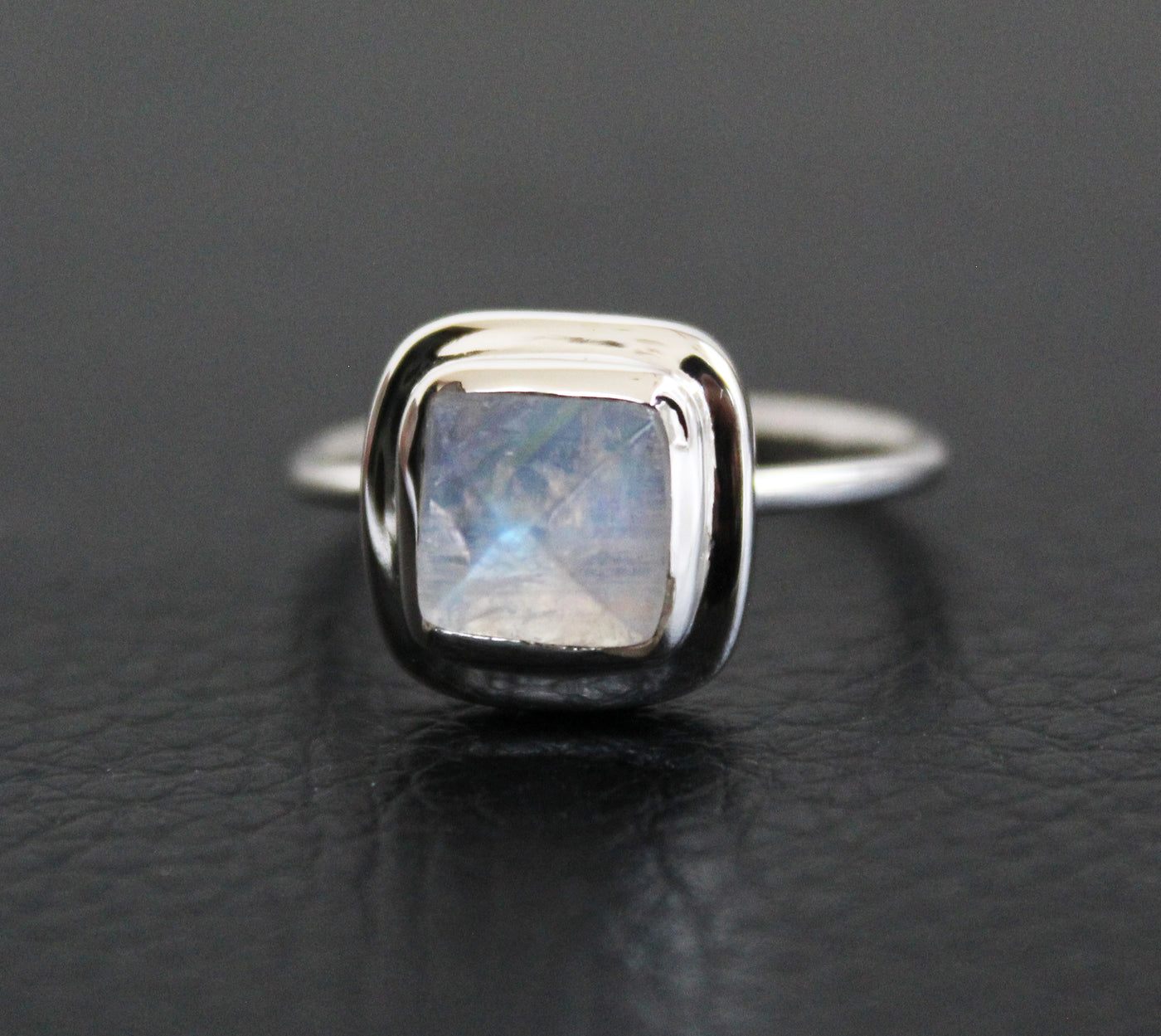 Rainbow Moonstone Ring, AAA Quality Gemstone Ring 925, Gift For Her, Sterling Silver Ring, Simple Gemstone Ring