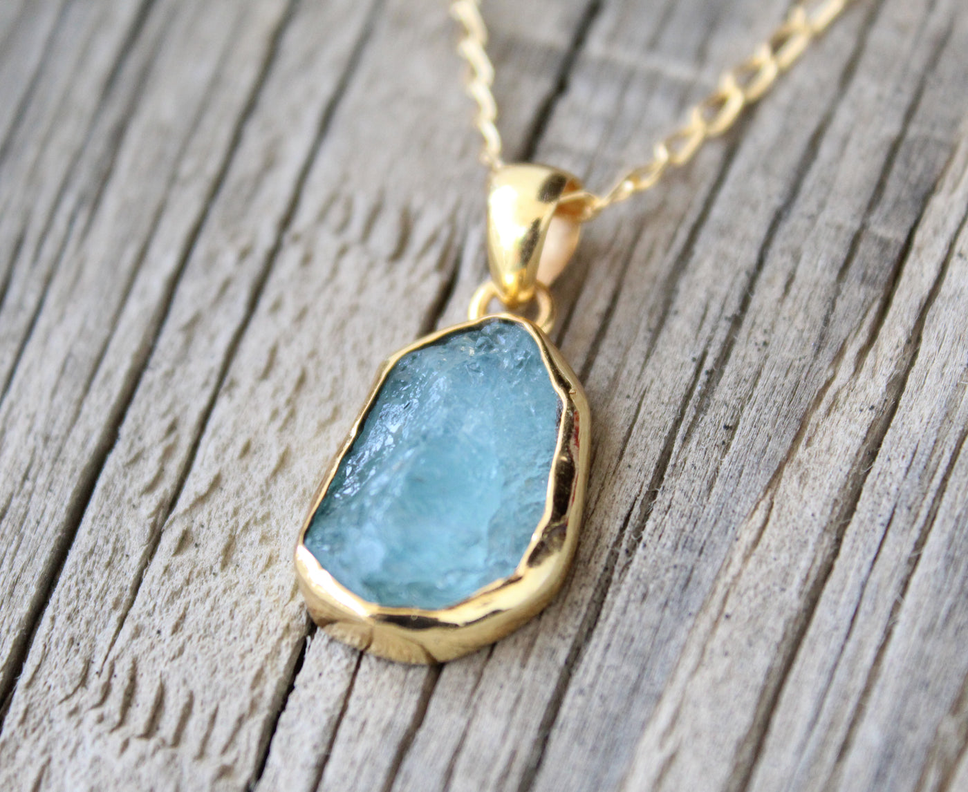 Raw Aquamarine Necklace March Birthstone Necklace Healing gems Raw gem–  LillaDesigns