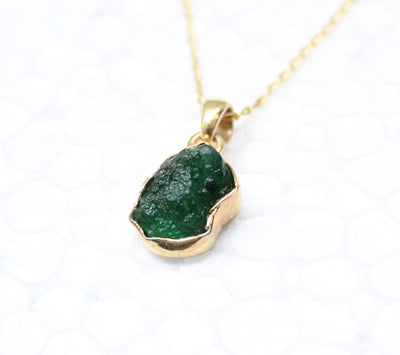 Raw Emerald Necklace, May Birthstone Necklace , Raw Crystal Necklace, Genuine Emerald Pendant, Gold Necklace, Gift For Her, Custom Necklace