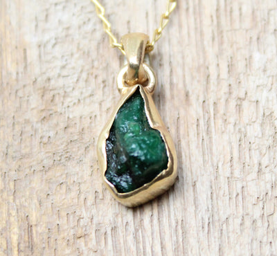 Raw Emerald Necklace, May Birthstone Necklace , Raw Crystal Necklace, Genuine Emerald Pendant, Gold Necklace, Gift For Her, Custom Necklace