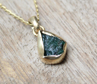 Raw Emerald Necklace, May Birthstone Necklace , Raw Crystal Necklace, Genuine Emerald Pendant, Gold Necklace, Gift For Her, Custom Necklace