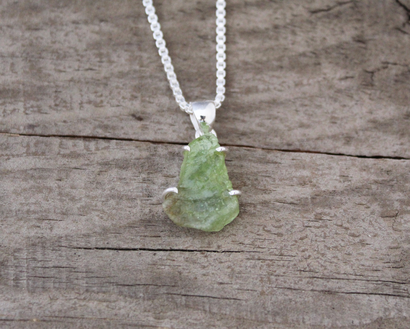 Raw Peridot Necklace, Silver Pendant, August Birthstone Necklace, Gold Necklace, Birthday Gift, Green Stone Necklace, Dainty Silver Necklace
