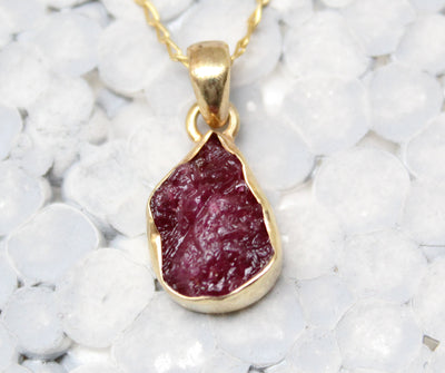 Raw Ruby Necklace, 14k Gold Filled Ruby Pendant, Genuine Ruby Charm, Raw Gemstone Necklace, July Birthstone Necklace, Best Gift idea