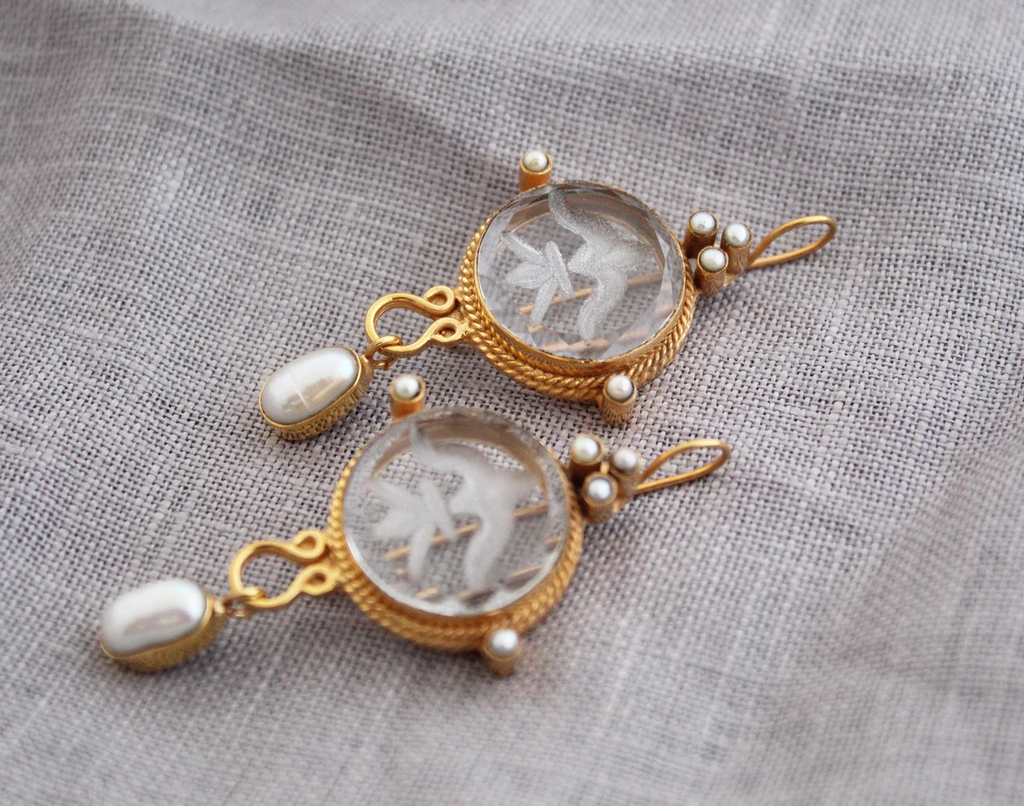 Clear Crystal Intaglio Earrings, Intaglio Crystal Earrings, Vintage Earrings, Handcrafted Intaglio Jewelry, Antique Jewelry,Gemstone Jewelry